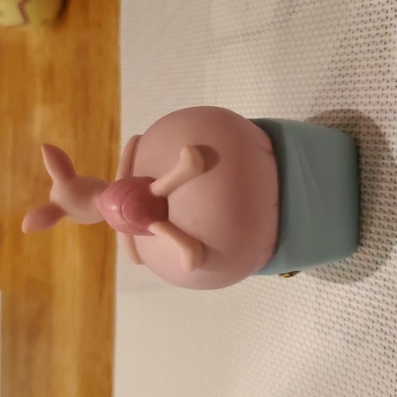 Pooh & Friends by Disney - Picture 4 of 5